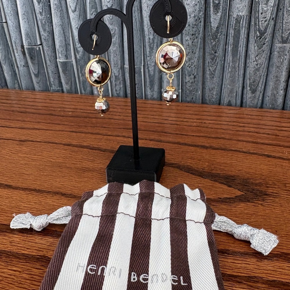 Henri Bendel Gold Tone Faceted Crystal Drop Dangle Earrings with Dust Bag - Picture 4 of 5